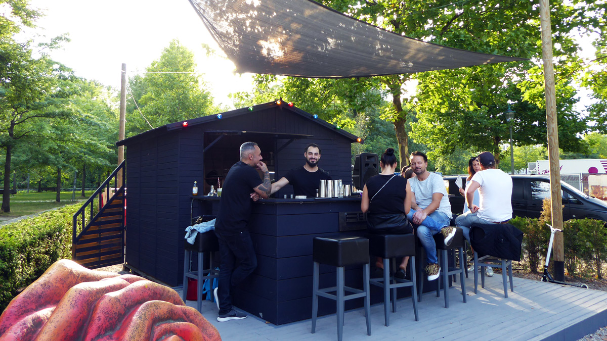 Summer Camp der Reingold Bar im Zollpackhof. Foto JW