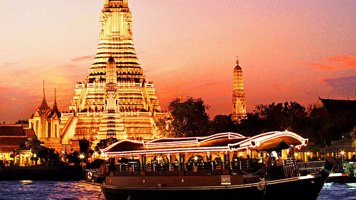 Romantisch und gar nicht teuer: Eine nächtliche Dinner Tour auf dem Chao Phraya. Foto Thailand Tourism