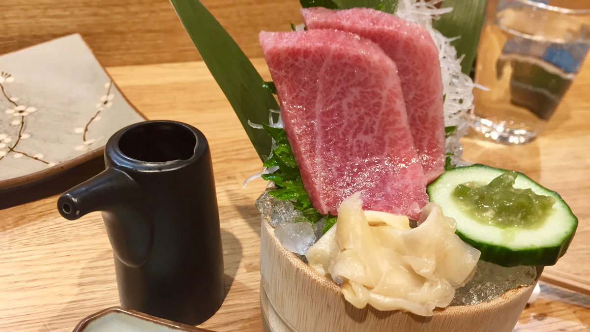 Toro-Sashimi mit Ingwer und frisch geriebenem Wasabi Foto WR