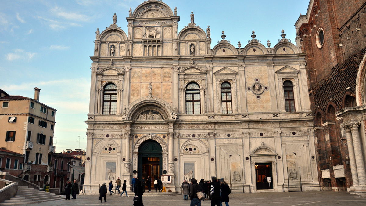Ein Krankenhaus vermutet man hinter dieser Fassade nicht: Scuola Grande di San Marco, das Bürgerspital. Foto HvF