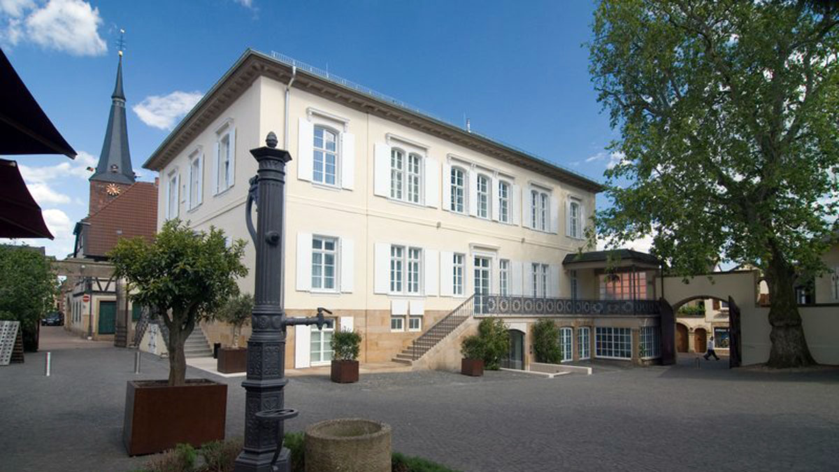 Der Ketschauer Hof, gelungene Kombination von Klassik und Moderne. Foto Ketschauer Hof
