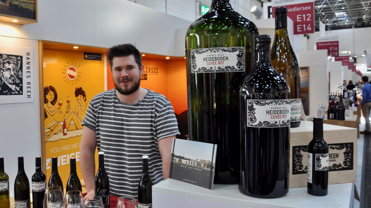 Weingut Hannes Reeh, Andau/Burgenland: Große Weine in großen (aber auch kleinen) Flaschen. Foto WR