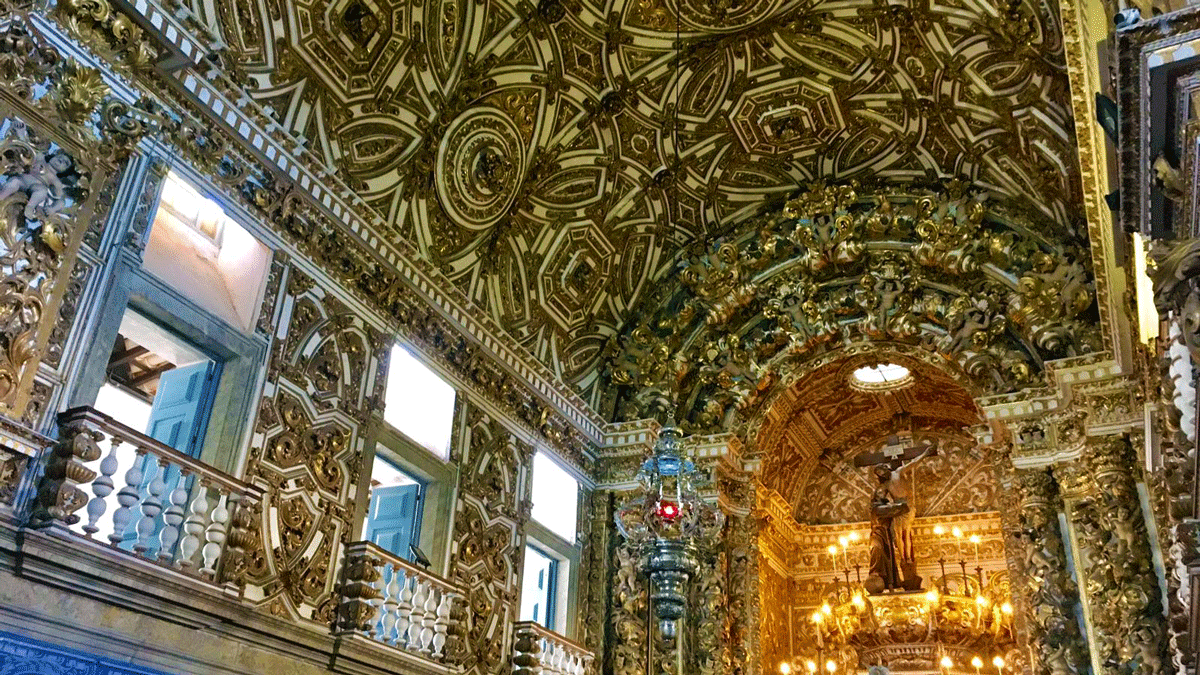 UNESCO Welterbe: die goldene Kirche Sao Francisco