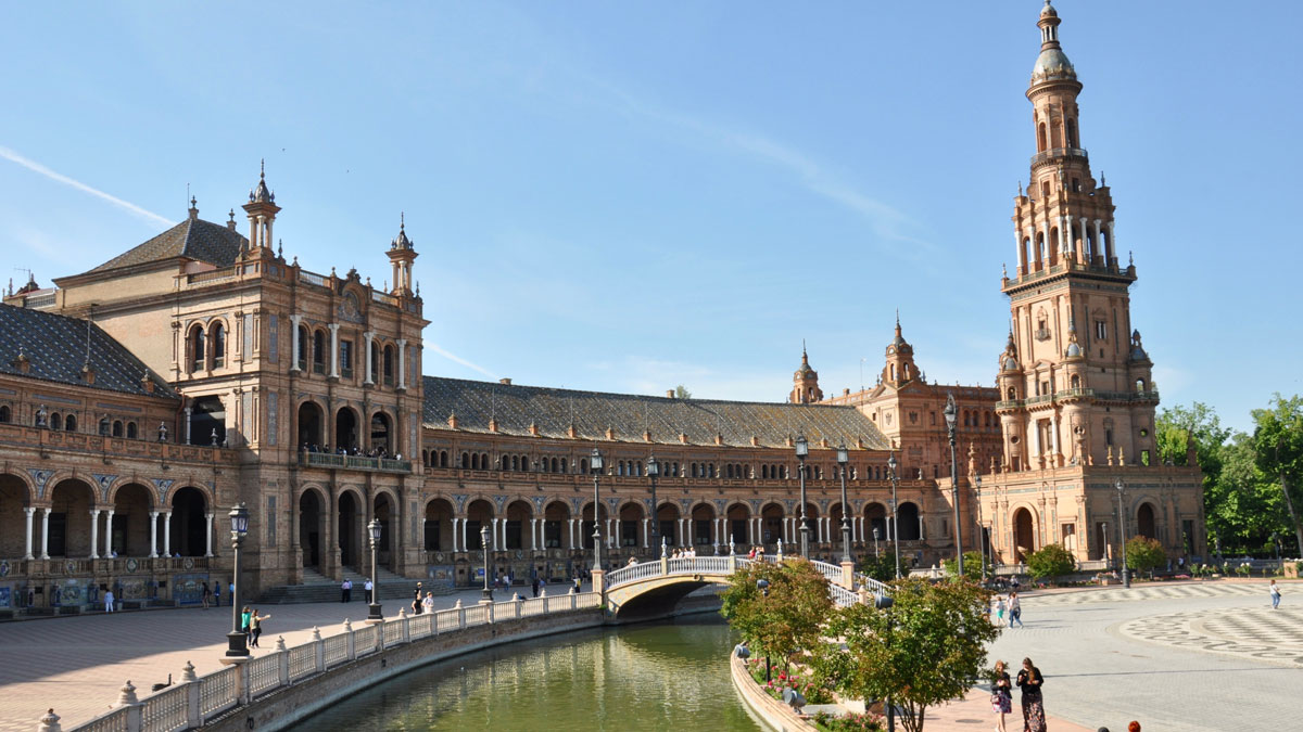 Plaza de España: Einer der schönsten und bekanntesten Plätze von Sevilla. Foto WR