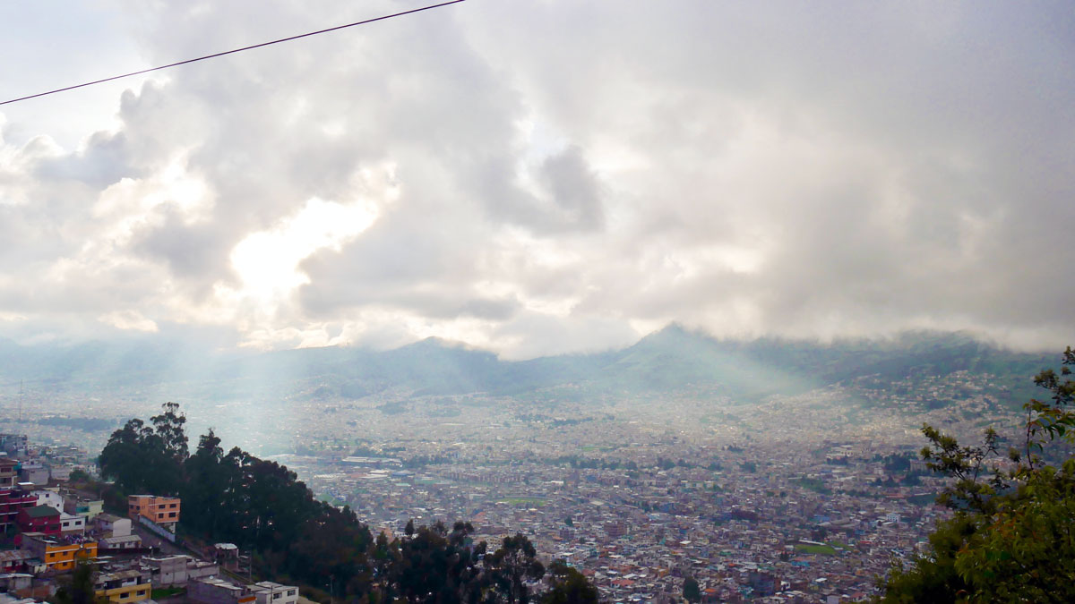 Abendstimmung über Quito. Foto JW