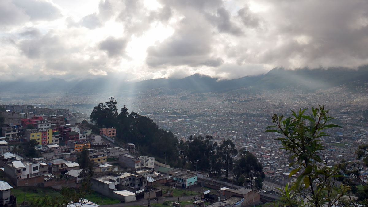 Abendstimmung über Quito. Foto JW