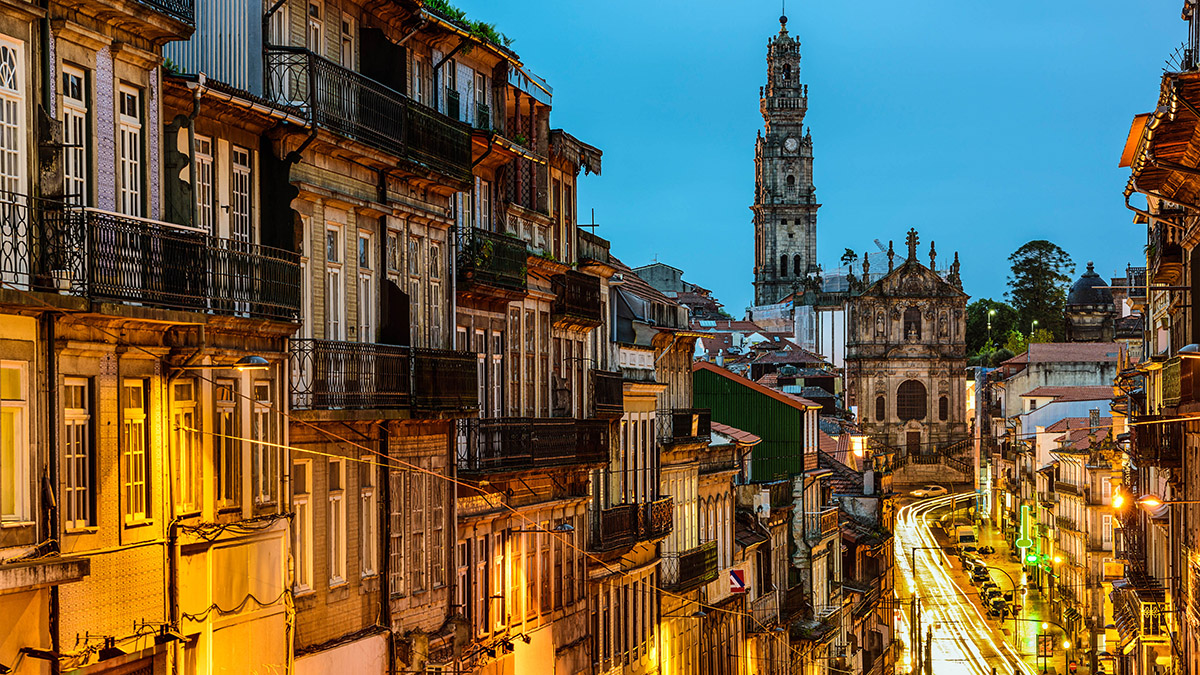 Porto: Pittoreske Altstadt mit antiken Kachelfassaden