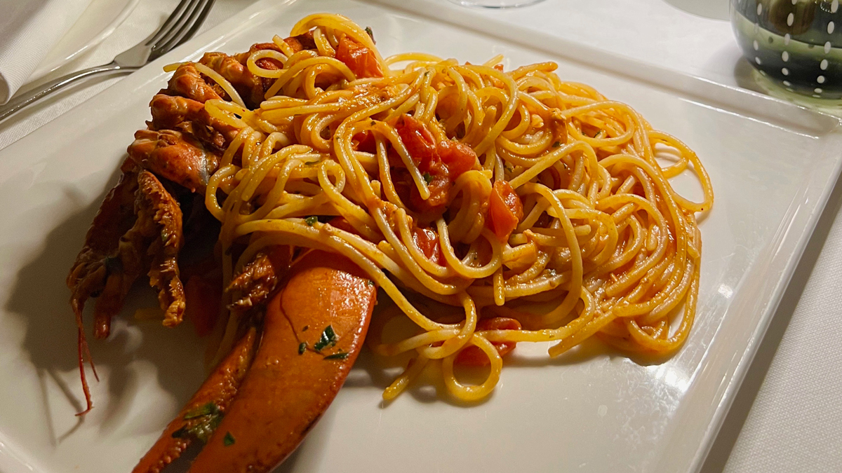 Restaurant Art Nouveau, Santa Maria al Bagno: Spaghetti mit frischem Hummer Foto WR